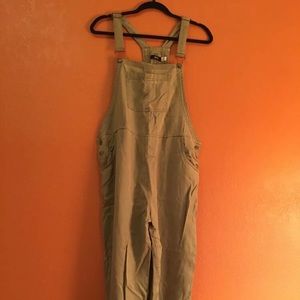 Listing for Jasmin * UO - BDG Overalls